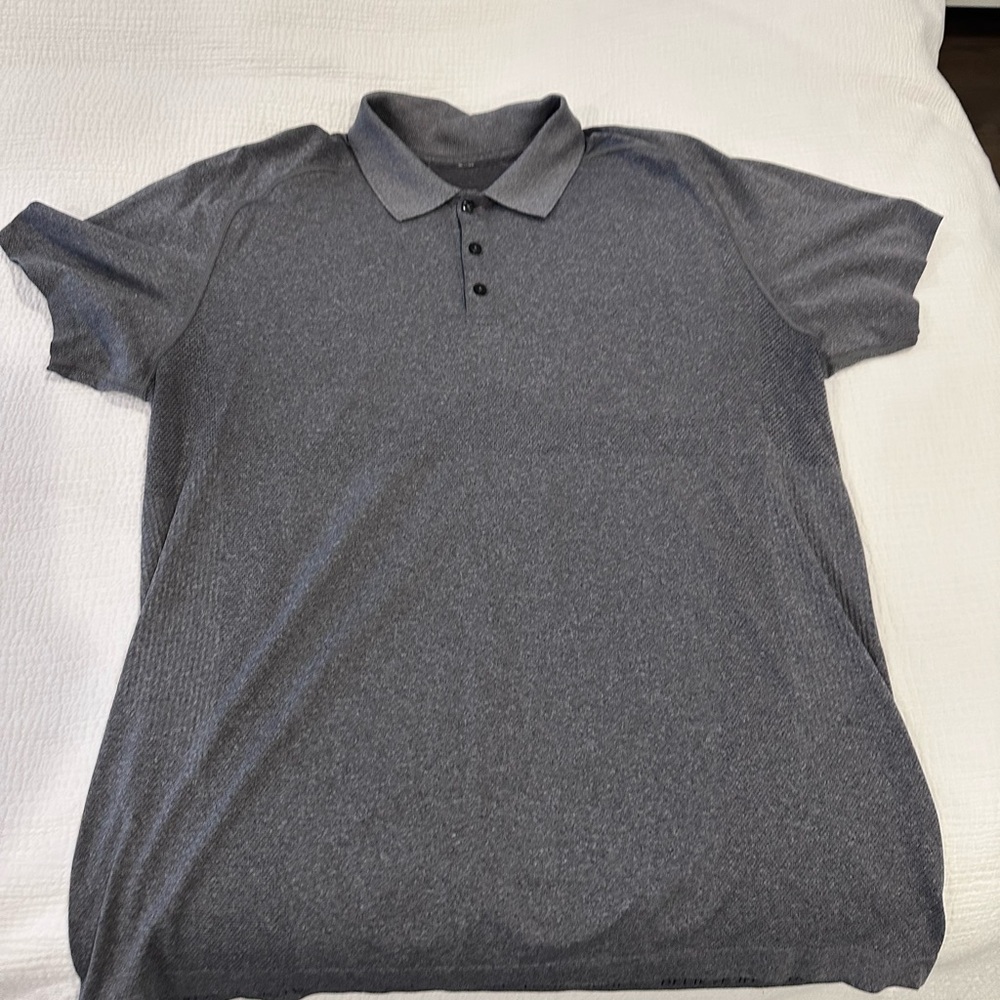 Men’s Lululemon Polo Size XL